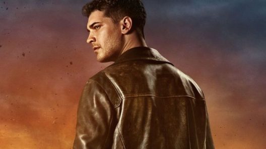 مسلسل الحامي الموسم الاول الحلقة 1 مترجمة