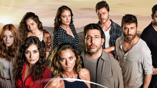 مسلسل الماضي العزيز الحلقة 1 مترجمة