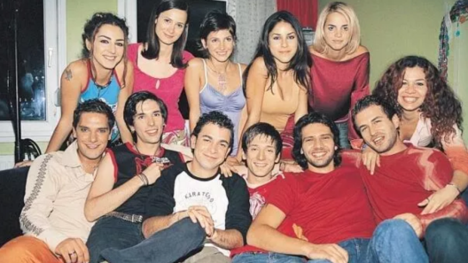 مسلسل جامعة المشاغبين الحلقة 25 مدبلجة